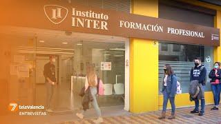 Instituto INTER es un centro de formación profesional dedicado a la enseñanza de jóvenes y adultos