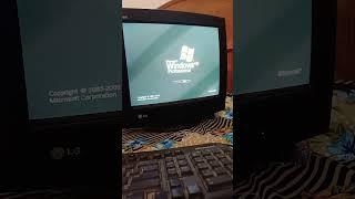 Turning on oldest computer with windows xp