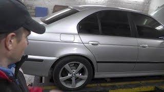 BMW E39. Ремонт  поддомкратника . Жекин гараж.