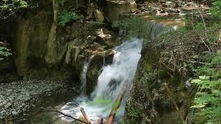 ZVUK SEOSKOG POTOKA ZA OPUŠTANJE I SPAVANJE • RELAXING WATERFALL SOUND FOR SLEEP • WATER WHITE NOISE