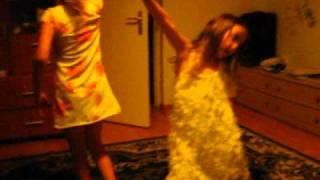 Inna - hot (really awesome little girls dancing