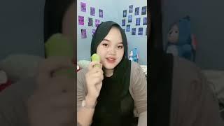 Hijab Tobrout Doyan Makan Timun Bikin Halu,Suka Maenin Timun Yang Besar,Panjang Dan Melengkung,tt 01