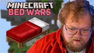 T2x2 СРАЖАЕТСЯ В BedWars Minecraft