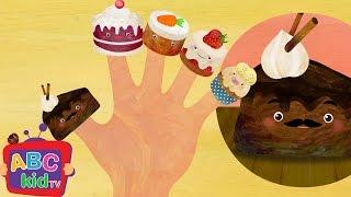 Finger Family Cake | CoComelon Nursery Rhymes & Kids Songs