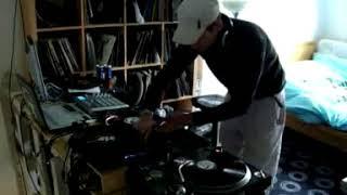 VåNUX : Hardcore Turntablism scratch n mix  "The Deathchant Edition"  (2008)