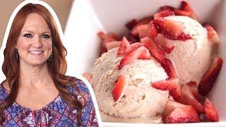 The Pioneer Woman Makes Strawberry Ice Cream | The Pioneer Woman | Food Network