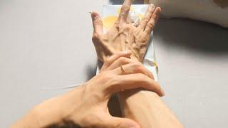 Role play of hands touching the center of a tissue box ASMR