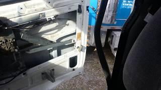 Как открыть дверной замок на тягаче volvo 610 если он сломался часть 3 (Volvo VNL how to open door)