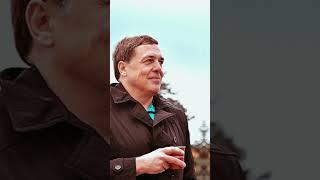 Куда делся Александр Любимов из шоу "Красный квадрат"