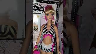 Коллекционная Barbie 2009 года выпуска