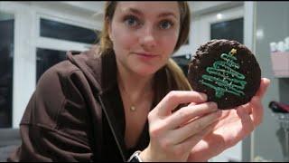 Honeywell Bakes Advent Calendar Day 3 - Chocolate cookies