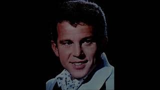 Blue Velvet  BOBBY VINTON  (with lyrics)