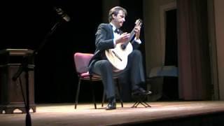 Bruno Giuffredi plays a guitar of Italian guitar-maker Fabio Zontini. Music by Llobet, Preludio