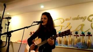 Полина Подлесная поёт I`m Yours by Jason Mraz