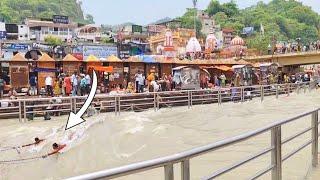 Extremely Rough Ganga In Haridwar 