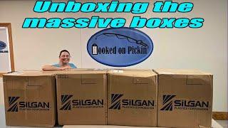 Unboxing these massive boxes of Toys and Spiders Ahhhhhhh!