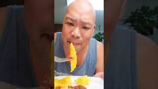 HAVE YOU TRIED MANGOES with FERMENTED SHRIMP PASTE (Ginisang Bagoong)? || FILIPINO FOOD