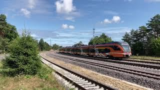 Stadler Flirts 2425+2318 DMUS At Liiva Station