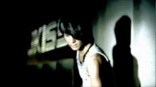Kibum cuts