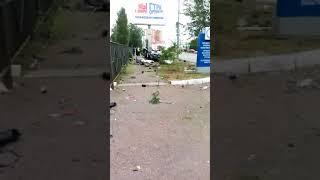 Знаменских 1/1, БМВ разорвало (присутствуют нецензурные выражения)