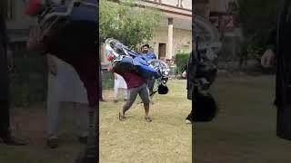 khan baba ne Mirza Jutt ko diya Bike Challenge