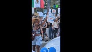 Thousands turn for peaceful No Kings protest in Orlando