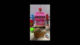 ASMR Cat Stealing and hello kitty Vendo#asmr #asmrsounds #satisfying