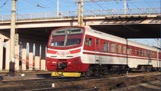 Електропоїзд ЕПЛ9Т-004 на ст. Полтава-Київська ПІВД. ЗАЛ.