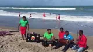 Rayen Kalpoe & Baithak Gana Warriors at the beach singing Garam Masala