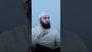 Абдуллах ибн Мас’уд рассказал: “Однажды посланник Аллаха ﷺ начертил нам линию и сказал: