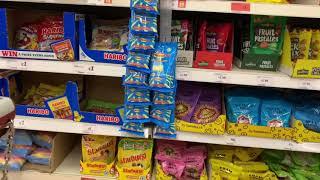 ASMR-shopping, plastic crinkles, some rummage, shop with me (no talking). UK supermarket