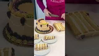 How to cut a high cake? It is very easy!  #pastry #cakes #wednesday #howto #youtubeshorts