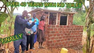 BOOM!! FINALLY ROOFING MAMA OTIENO CHARITY TOILET DONE!!#charity