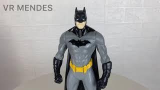 Boneco DC Batman Super Heróis Articulado 24cm Colecionável