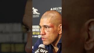 I asked Alex Pereira to react to the video of Jamahal Hill yawing after his fight.