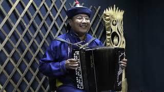 Igor Koshkendey - Master Throat Singer from Tuva - Kodurgen (Great Oidupaa style)