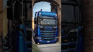 Scania v8