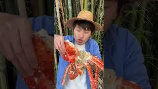 Spiders in the sea Have you ever eaten king crab#shorts