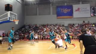 Wong Wei Long hits a buzzer beater in Game 4 of the ABL Finals