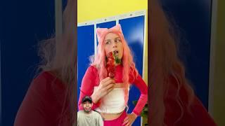 OLES LIPSTIK STROBERRY⁉️#funny #dubbing #reaction #feedshorts #family #humor