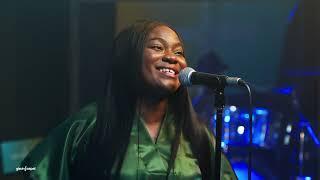 Grace Idowu  - Worship Medley  |  Glitch Gospel Session