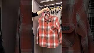 Iron retro traceless clothes. High-quality clothes. This traceless clothes will not hurt clothes
