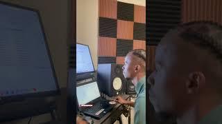 This “Future” Trap Beat Is Very Energetic  #talk2emtron #electroboom