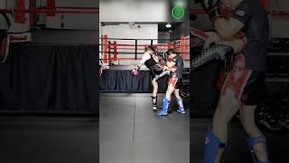 Muay Thai Training - Closing the Range with Greg Wootton