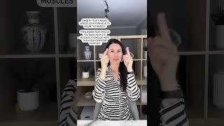 Reduce horizontal wrinkles with this Face Yoga #faceyoga #faceyogaexpert #naturalfacelift