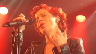 Anneke van Giersbergen - Saturnine (live @ Tivoli De Helling Utrecht 07.11.2013) 2/8