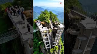 Massive Crack Splits the Hill Before It Starts to Crumble