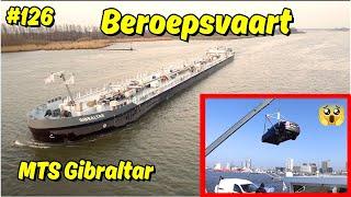 Beroepsvaart Ik Ga Aan Boord Van Een 110 METER LANGE Tanker