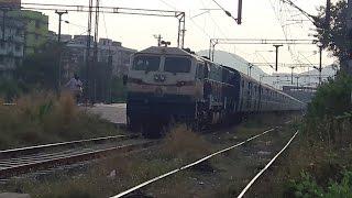 53 KN (Kilonewton) starting TE WDG-4 shows some massive pull with Passenger train