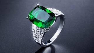 Delicate Square Emerald Ring